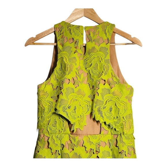 Adelyn Rae Cassie 3D Crochet Mini Dress NWT - Picture 9 of 10